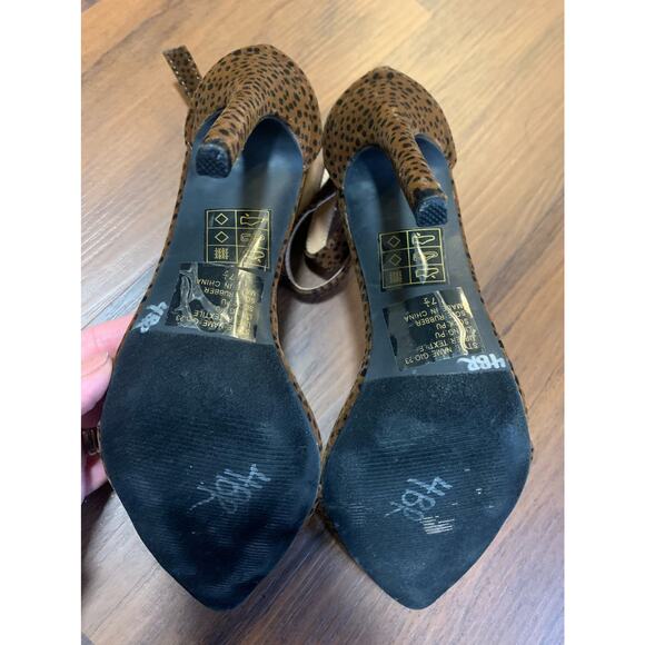 FRH - Stiletto Leopard Print Heels with Buckle Straps - Size 7.8 - Picture 4 of 4